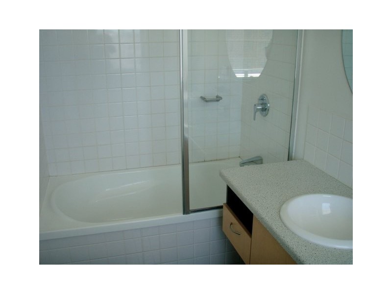 139 Commercial Road, Teneriffe QLD 4005