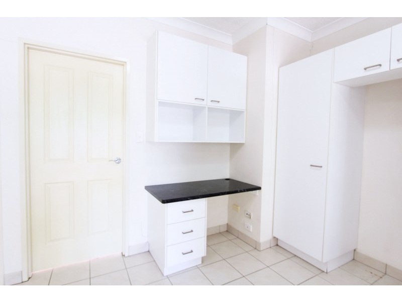 9/115 Nudgee Road, Hamilton QLD 4007