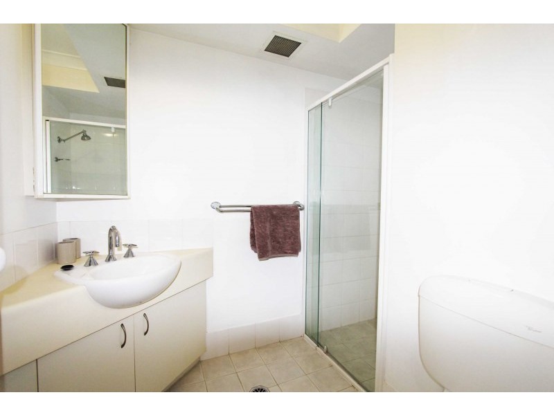 27/32 Newstead Terrace, Newstead QLD 4006