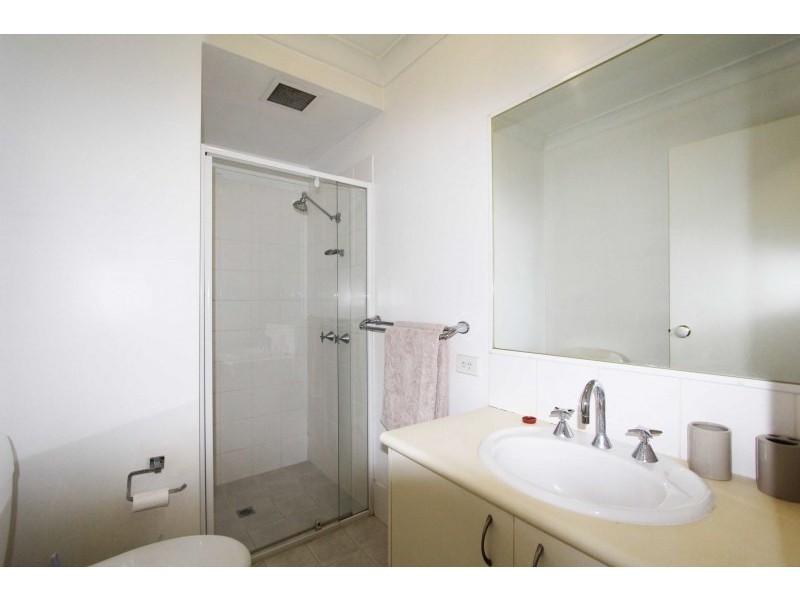 27/32 Newstead Terrace, Newstead QLD 4006