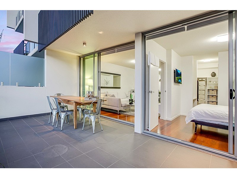 402/53 Wyandra Street, Teneriffe QLD 4005