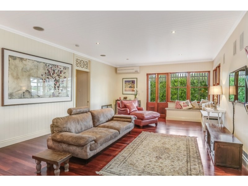 44 Gracemere Street, Newmarket QLD 4051