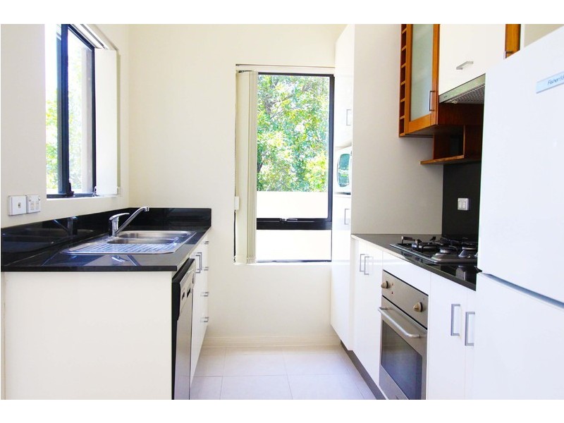 11/233 Gympie Road, Kedron QLD 4031