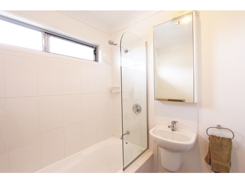 1/141 Grosvenor Street, Morningside QLD 4170
