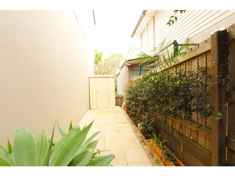 1/141 Grosvenor Street, Morningside QLD 4170