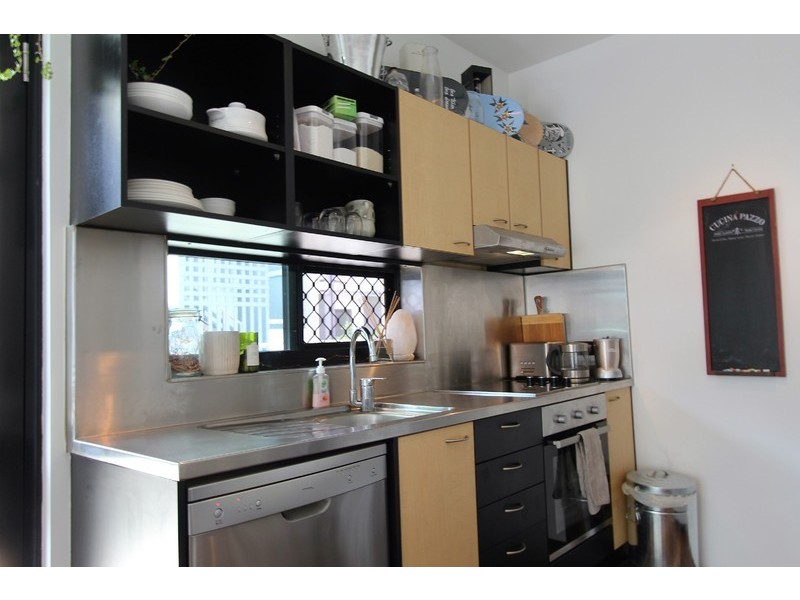 139 Commercial Road, Teneriffe QLD 4005