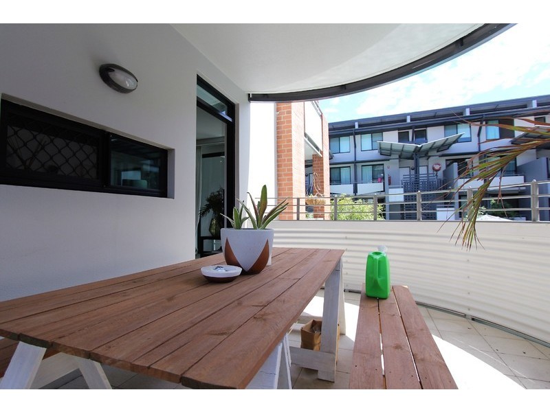 139 Commercial Road, Teneriffe QLD 4005