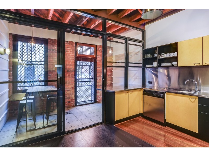 139 Commercial Road, Teneriffe QLD 4005