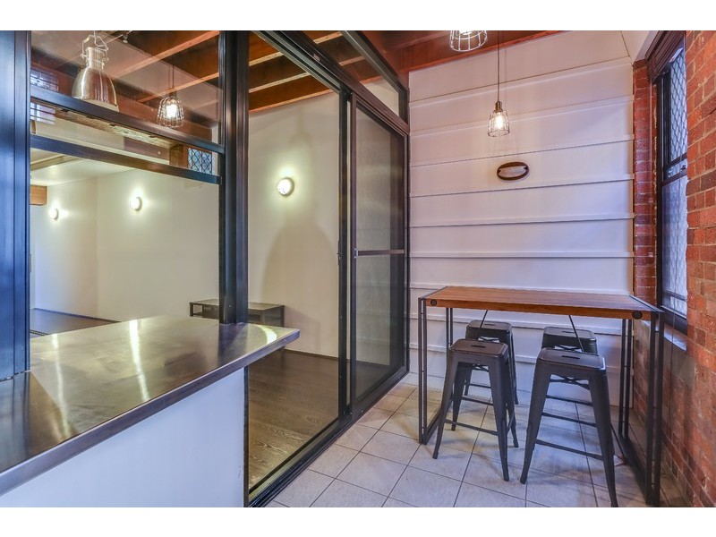 139 Commercial Road, Teneriffe QLD 4005