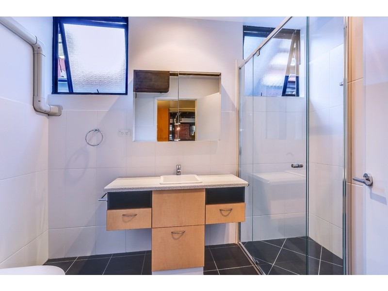 139 Commercial Road, Teneriffe QLD 4005