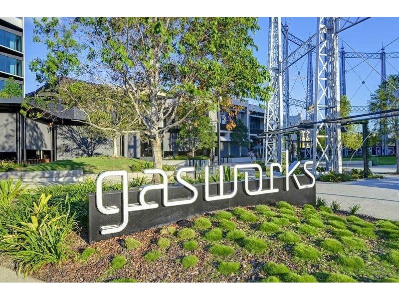 139 Commercial Road, Teneriffe QLD 4005