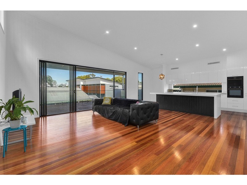 9 Williams Avenue, Hendra QLD 4011