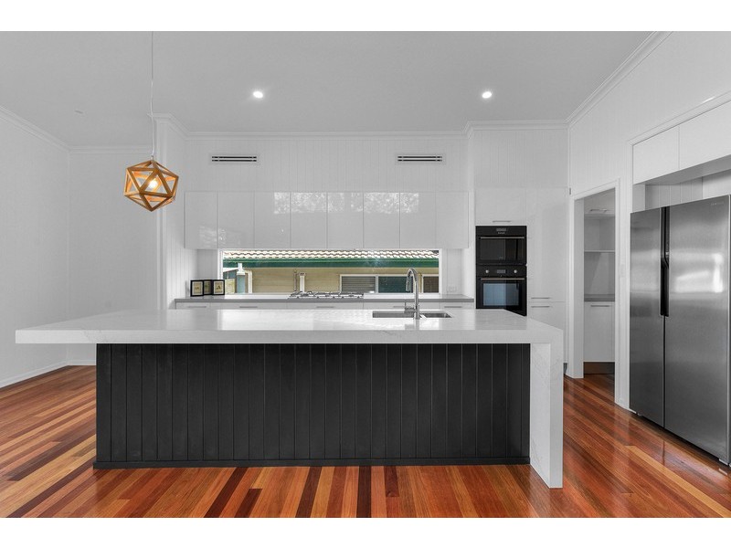 9 Williams Avenue, Hendra QLD 4011