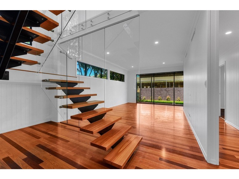 9 Williams Avenue, Hendra QLD 4011