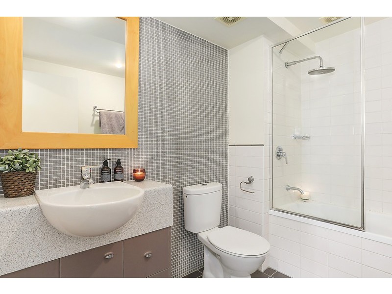 17/1 Newstead Avenue, Newstead QLD 4006