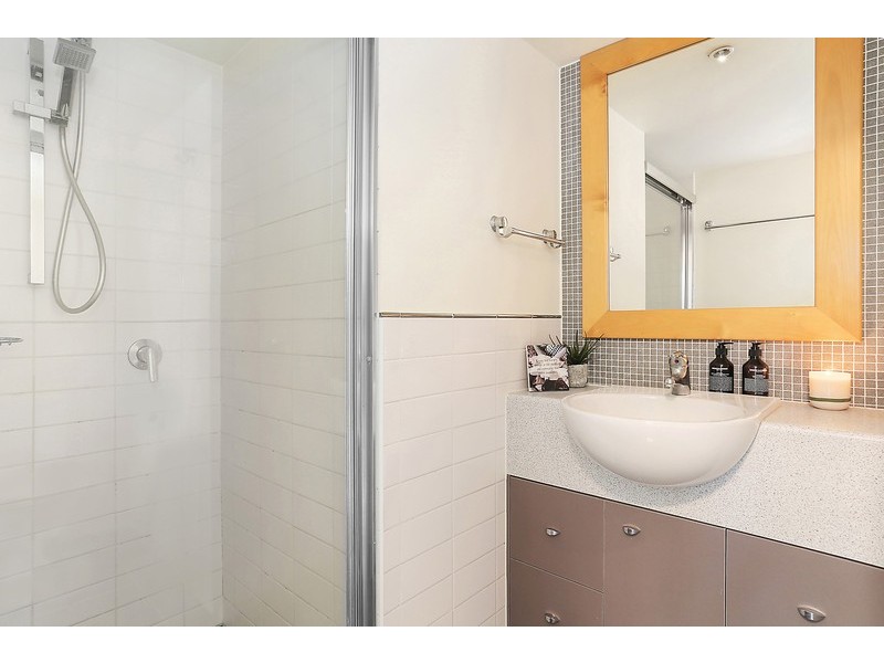 17/1 Newstead Avenue, Newstead QLD 4006