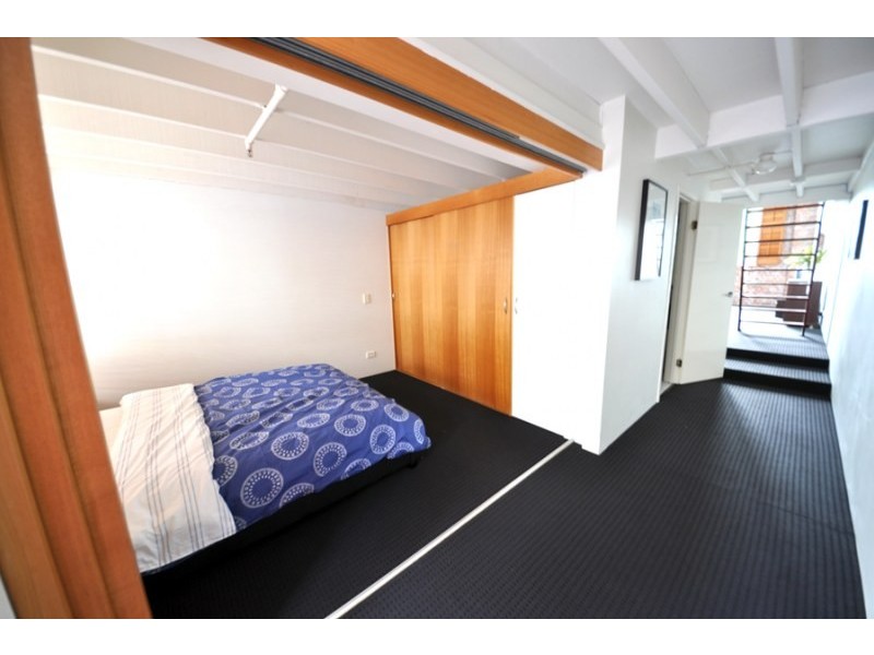 140/53 Vernon Terrace, Teneriffe QLD 4005