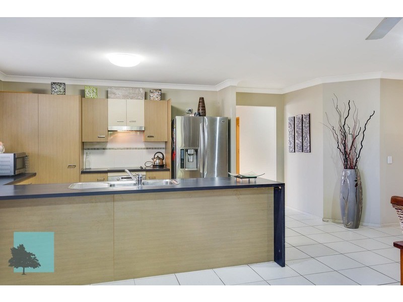 14 Budawang Street, Parkinson QLD 4115