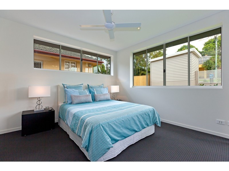 1/15 Kennington Road, Camp Hill QLD 4152