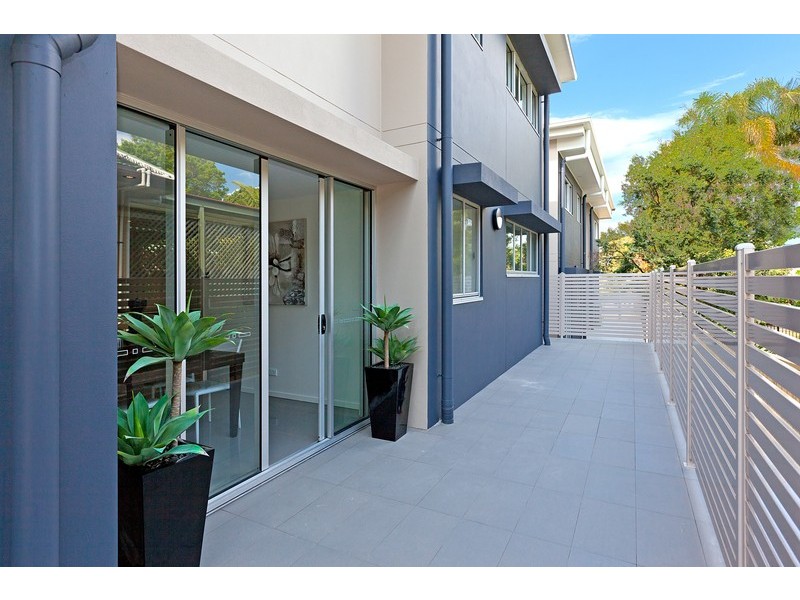 1/15 Kennington Road, Camp Hill QLD 4152