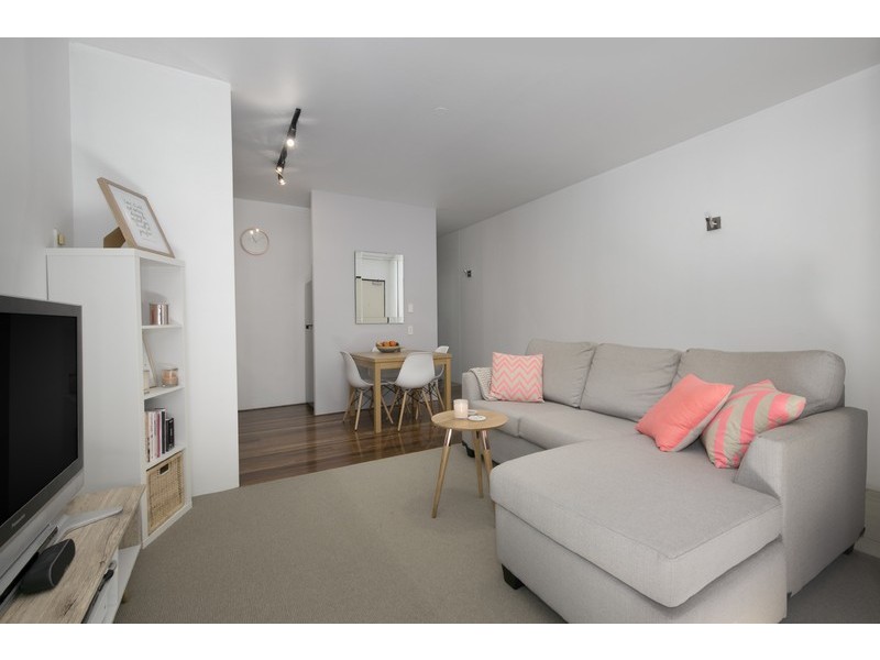 139 Commercial Road, Teneriffe QLD 4005