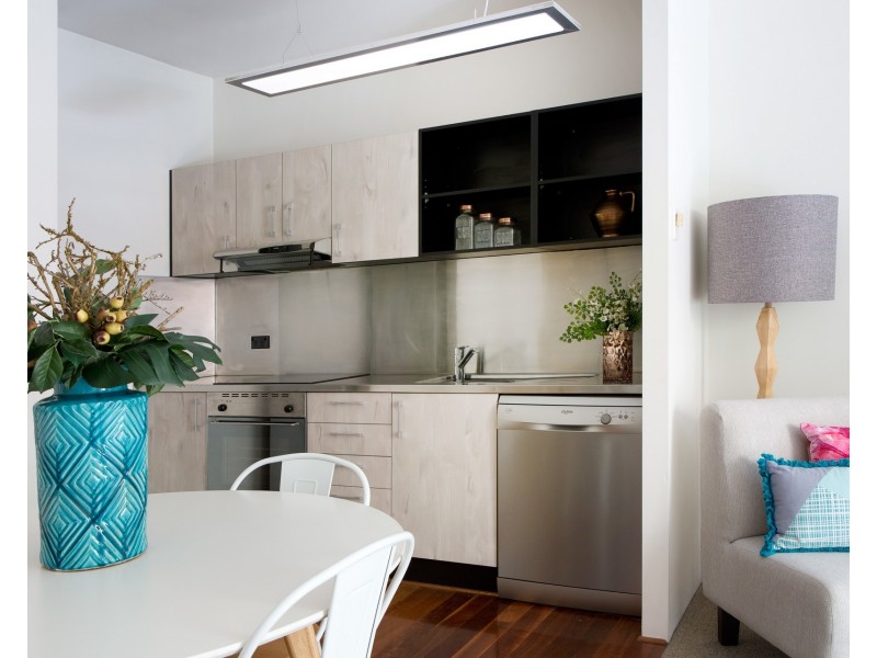 139 Commercial Road, Teneriffe QLD 4005