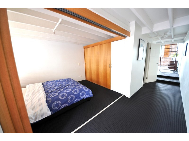 140/53 Vernon Terrace, Teneriffe QLD 4005