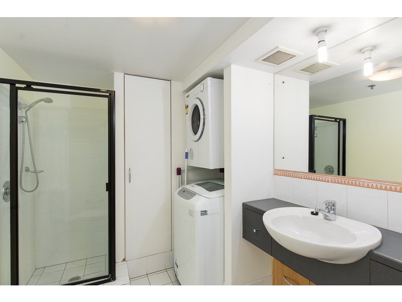 140/53 Vernon Terrace, Teneriffe QLD 4005