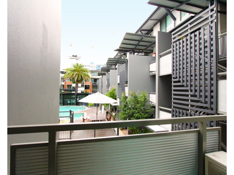 139 Commercial Road, Teneriffe QLD 4005