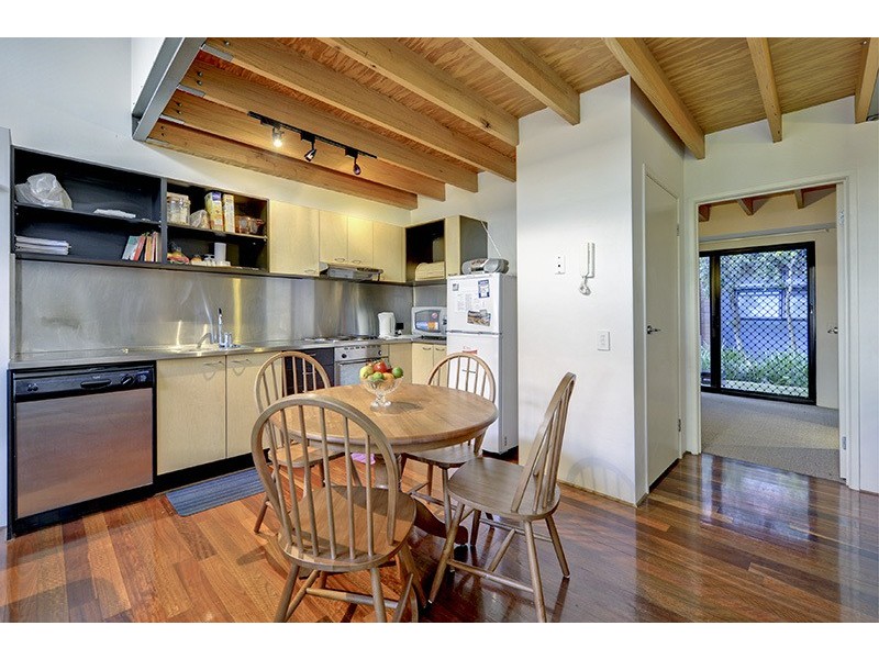 139 Commercial Road, Teneriffe QLD 4005