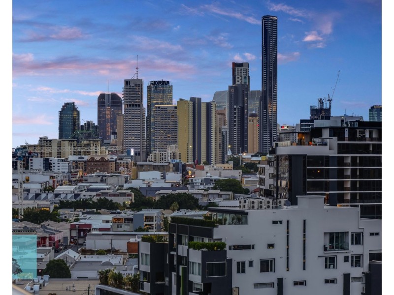 10902/88 Doggett Street, Newstead QLD 4006