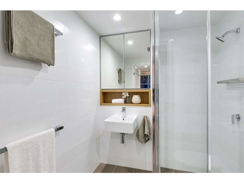 110/113 Commercial Road, Teneriffe QLD 4005