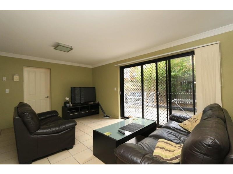 204 Wellington Road, Kangaroo Point QLD 4169