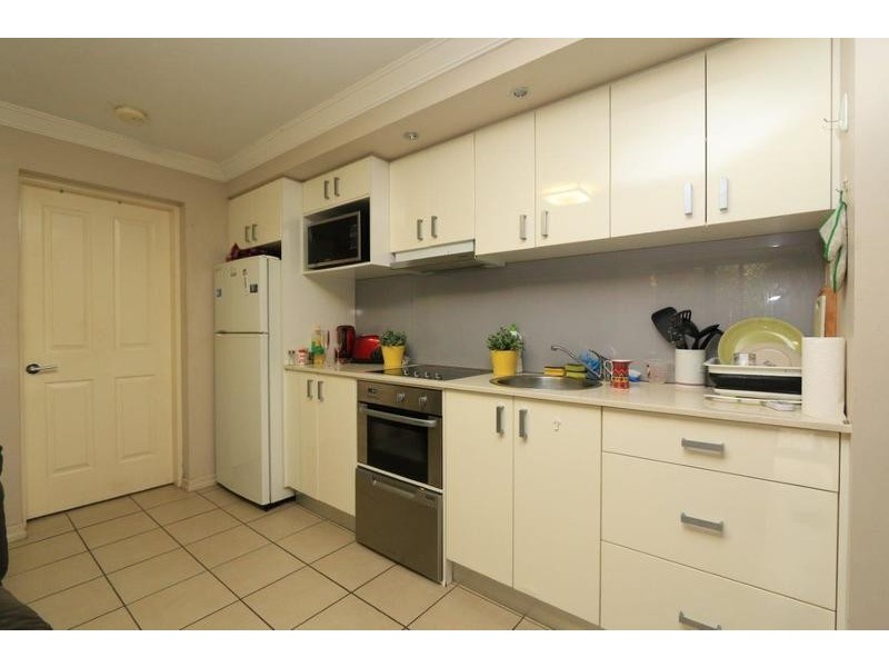 204 Wellington Road, Kangaroo Point QLD 4169