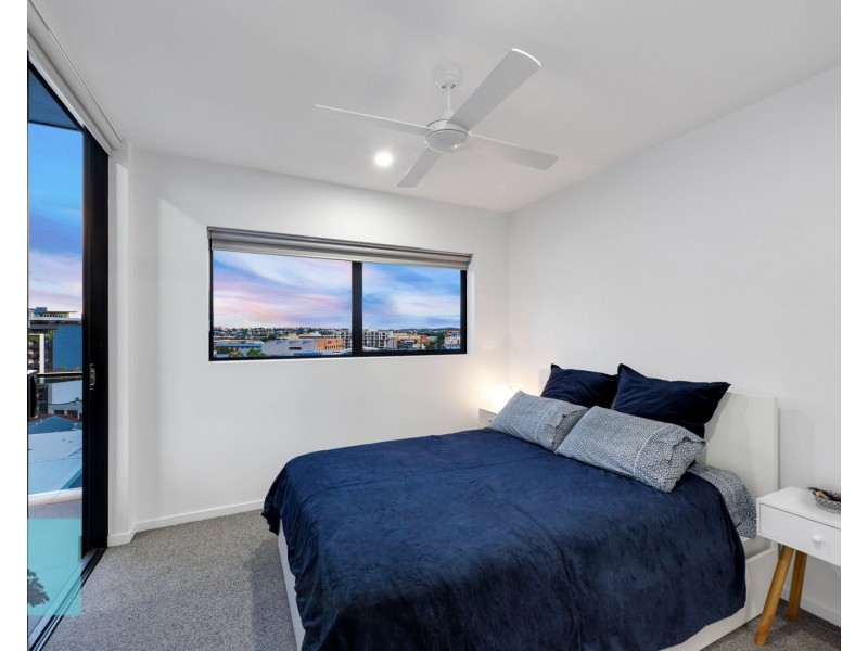 802/16 Masters Street, Newstead QLD 4006