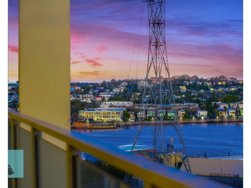 1109/30 Festival Place, Newstead QLD 4006