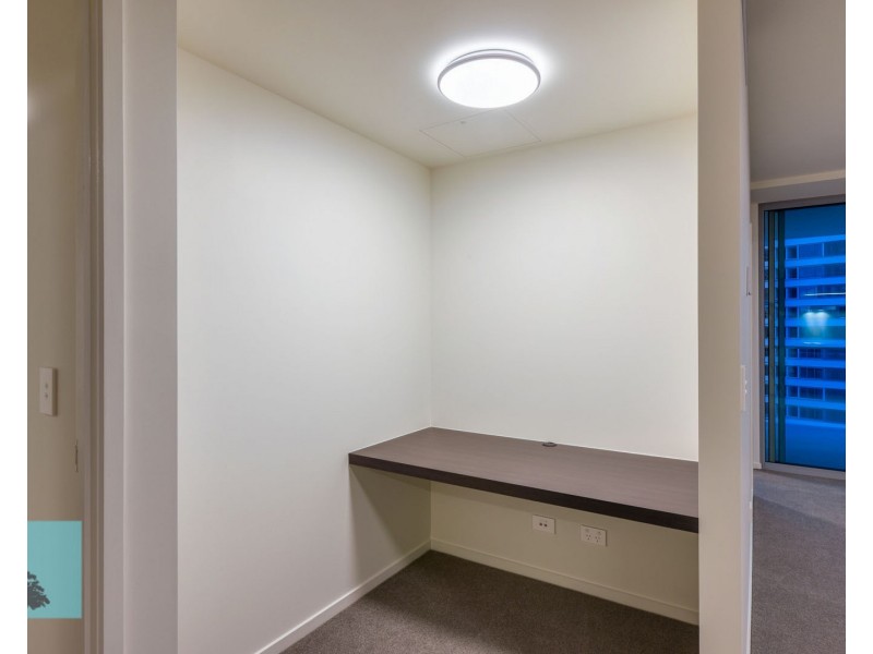 1109/30 Festival Place, Newstead QLD 4006