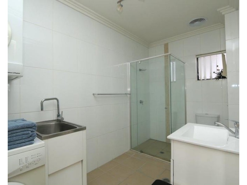 18/204 Wellington Road, Kangaroo Point QLD 4169