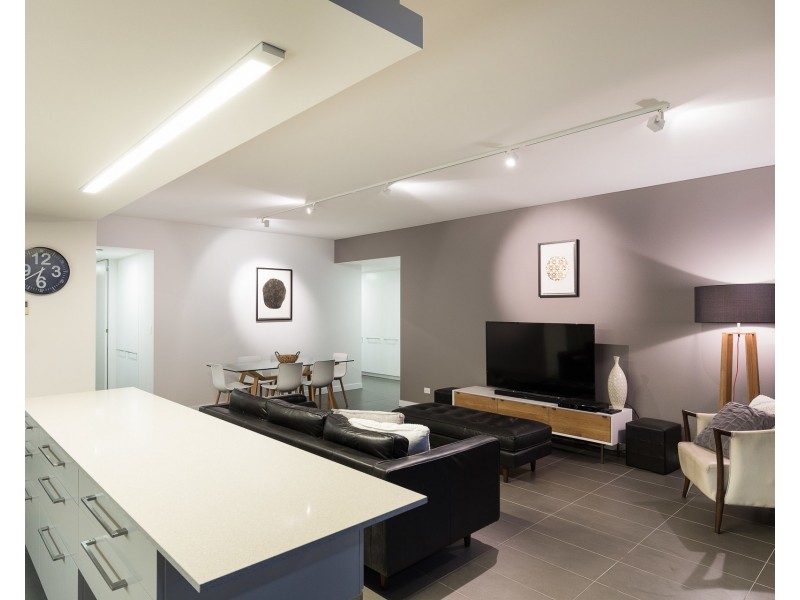 8/27 Cunningham Street, Newstead QLD 4006