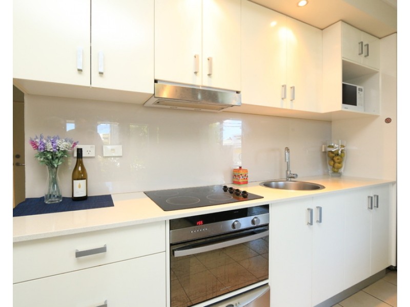 204 Wellington Road, Kangaroo Point QLD 4169