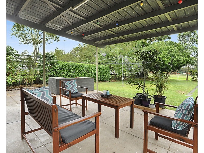 16 Cheviot Street, Grange QLD 4051