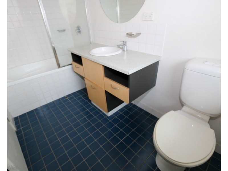 139 Commercial Road, Teneriffe QLD 4005