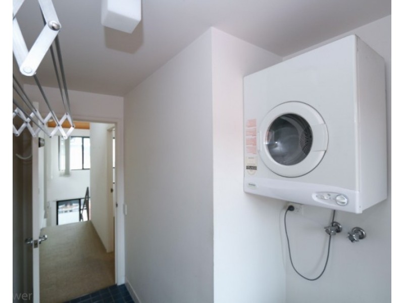 139 Commercial Road, Teneriffe QLD 4005