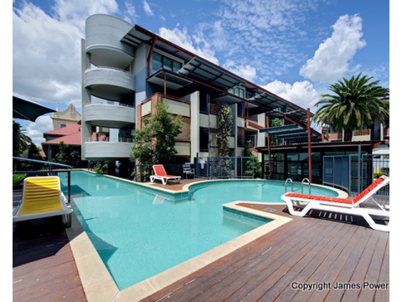 139 Commercial Road, Teneriffe QLD 4005