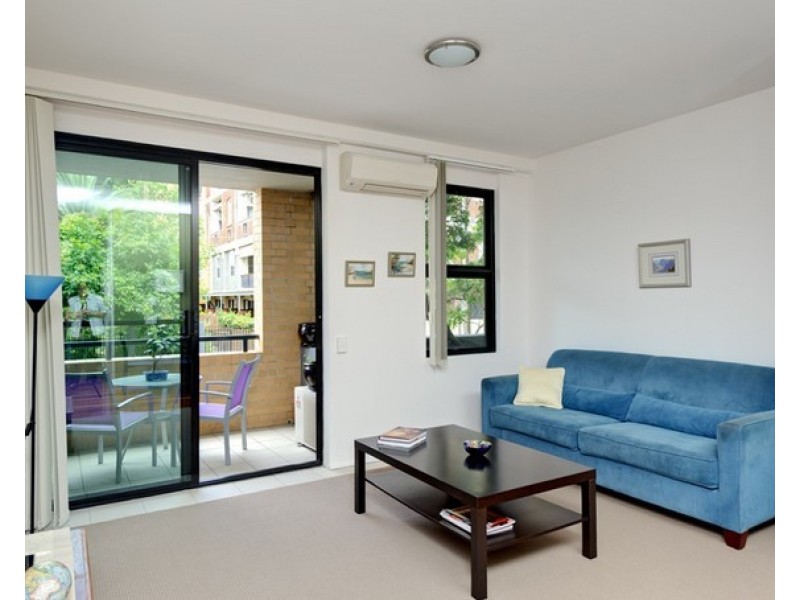 139 Commercial Road, Teneriffe QLD 4005