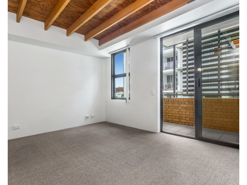 139 Commercial Road, Teneriffe QLD 4005