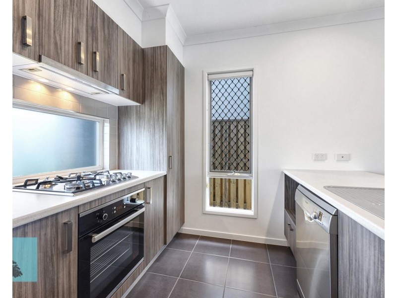 11 Beagle Street, Fitzgibbon QLD 4018