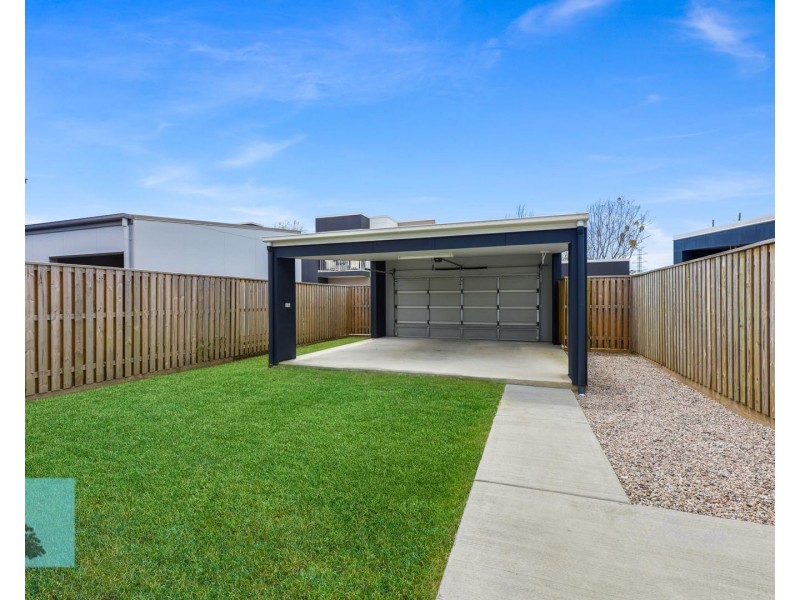 11 Beagle Street, Fitzgibbon QLD 4018