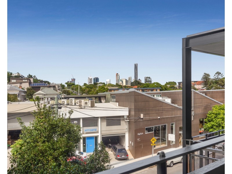 139 Commercial Road, Teneriffe QLD 4005