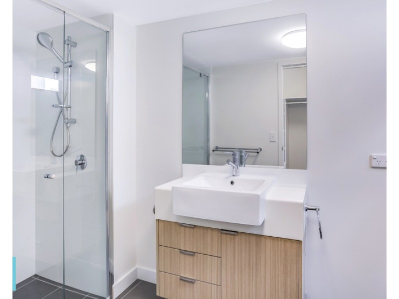 2504/27 Charlotte Street, Chermside QLD 4032